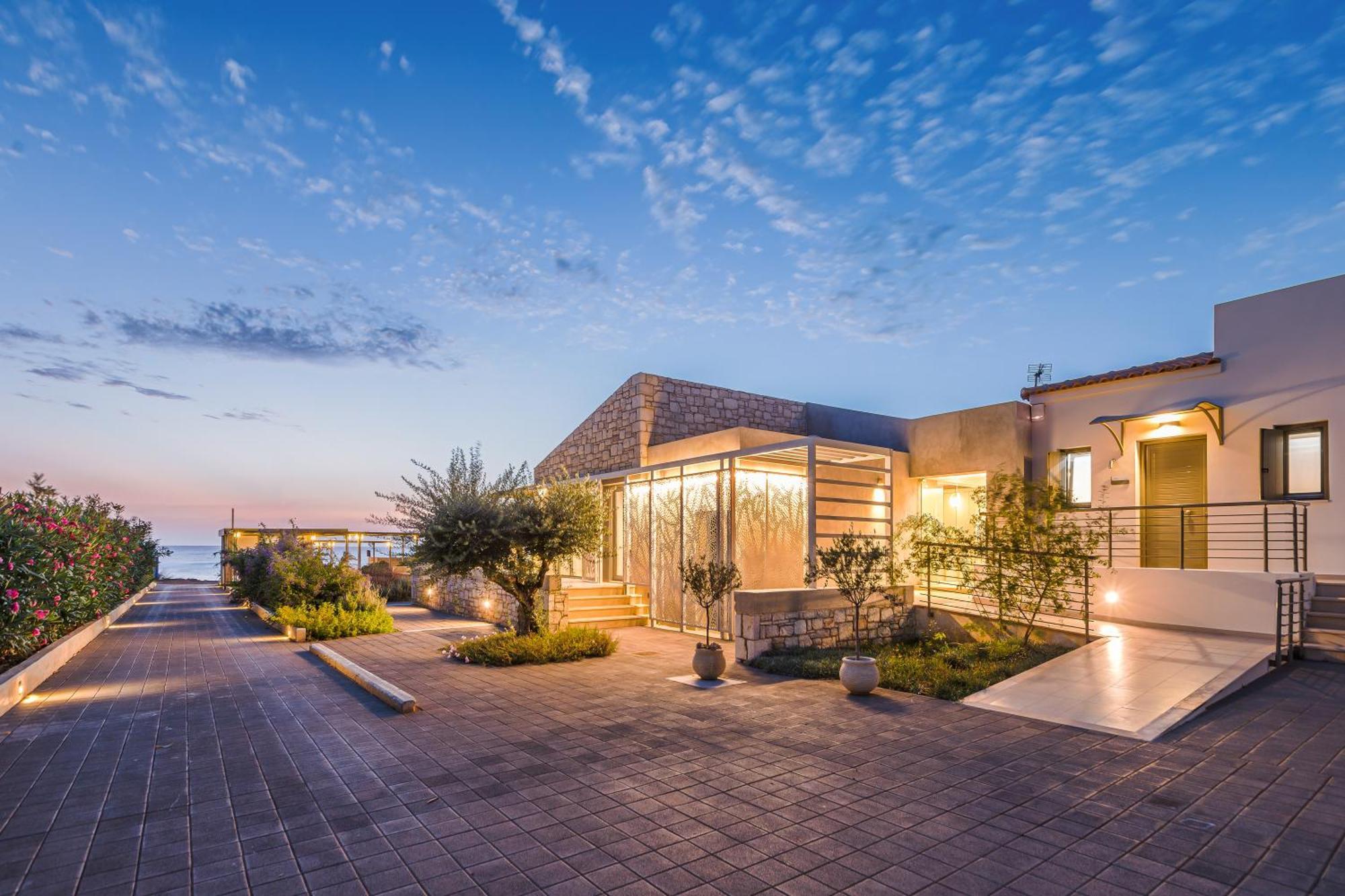 Callisto Seaside Homes & Suites ماراثوبوليس المظهر الخارجي الصورة