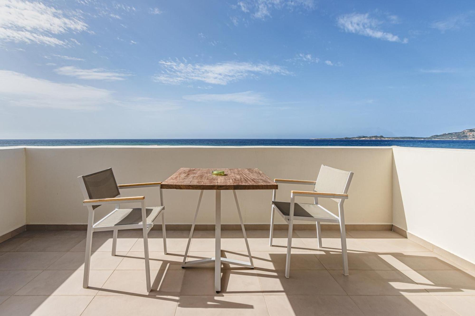 Callisto Seaside Homes & Suites ماراثوبوليس المظهر الخارجي الصورة